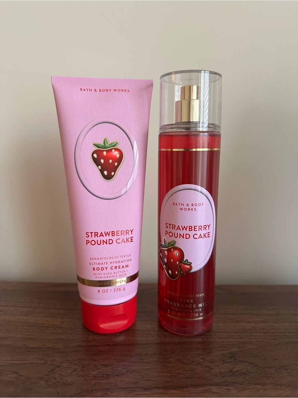 Bath & Body Works Strawberry Pound Cake Body Cream & Fragrance Mist